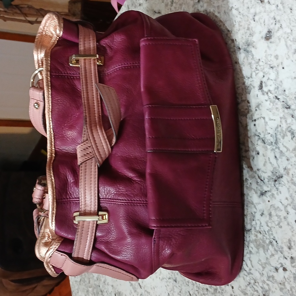 B. Makowsky Elegant  Leather Shoulder Bag